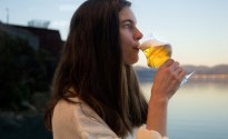 Win Denver & Liely specialty beer glass