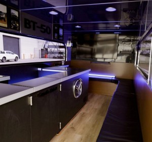 Mobile ‘pub’ pours free beer on coastal journey
