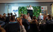 Asahi celebrates Victorian barley farmers
