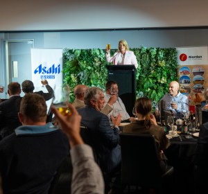 Asahi celebrates Victorian barley farmers