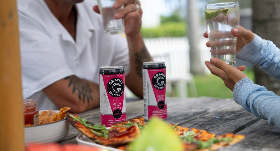 Gravity seltzer